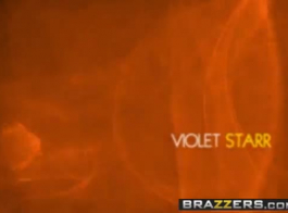Violet Starr Est Une Superbe Shemale Qui Veut Baiser Le Mari De Son Amie Après La Matinée.