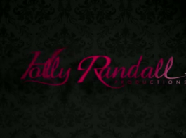 Riley Reid, Emilia Sanchez Et Sienna Day Montent Des Bites En Cuir Tout En S'agenouillant Devant Leur Homme.